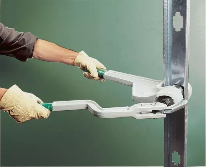 Greenlee 713 Plumber Stud Punch