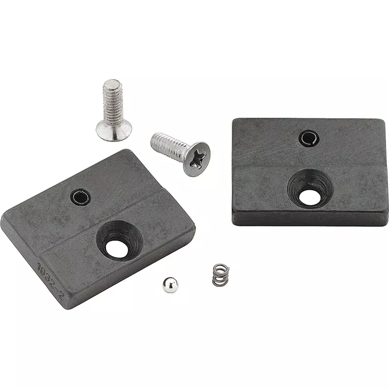 Hazet 1932-2/6 Replacement Set: 1 Pair of Jaws 30mm wide, 2 Screws, 2 Sleeves