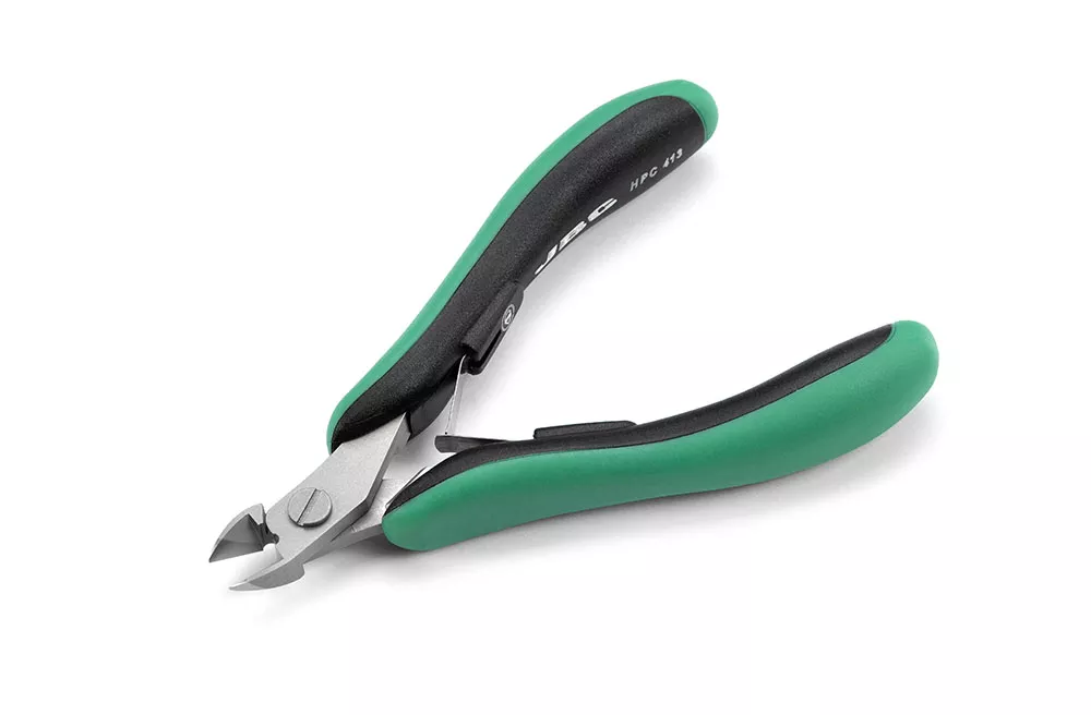 High-Precision Cutter with Semi-Flush Cut and Small-Oval Head