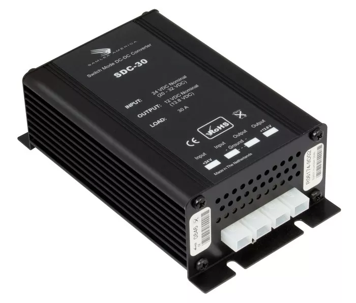 SDC30 - DC/DC Step Down Converter, 20-32VDC to 13.8VDC, 30 Amps Continuous